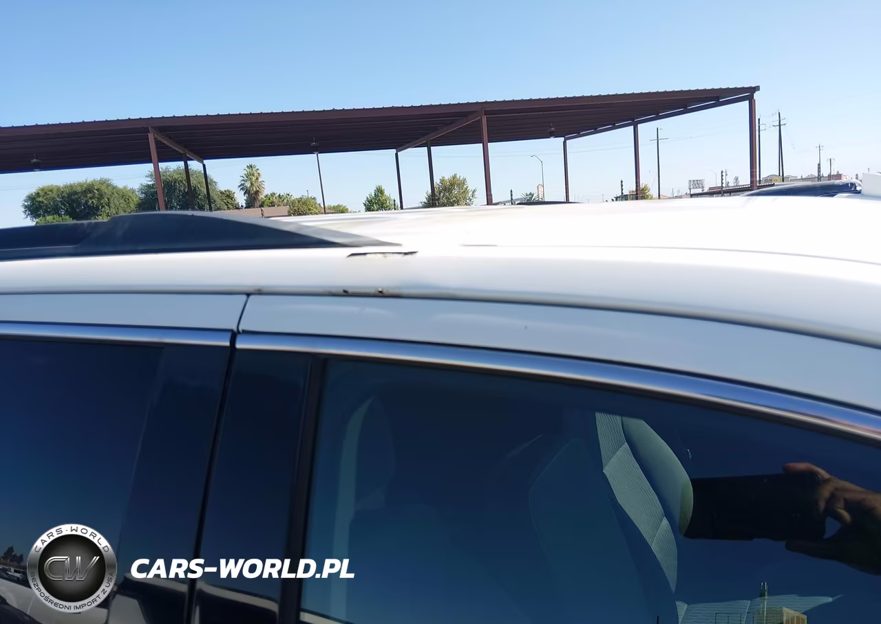2017 Chevrolet Tahoe Ls VIN:1GNSKAEC6HR296877 - 12