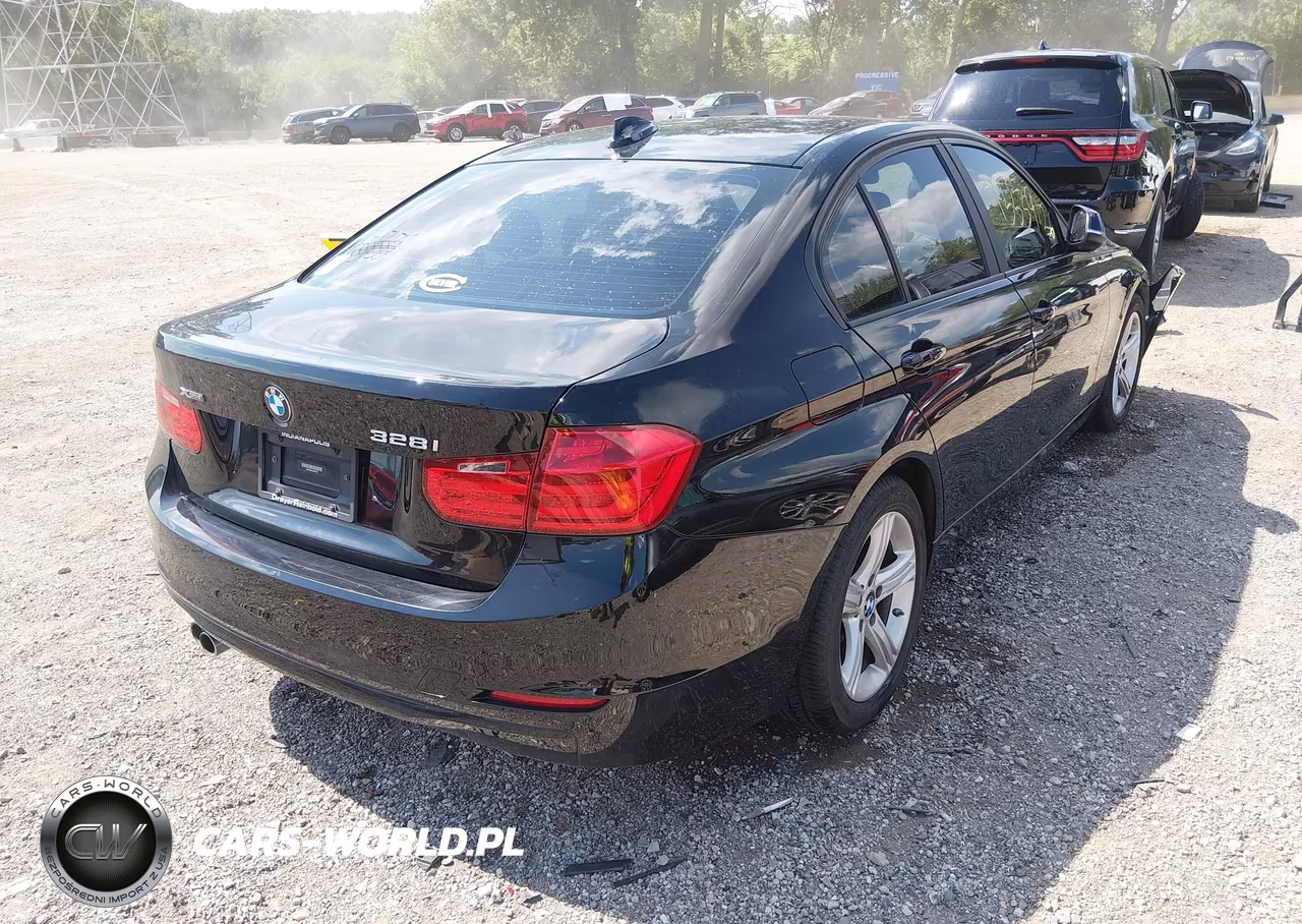 2014 BMW 328I xDrive VIN:WBA3B3C54EJ980573 - 4
