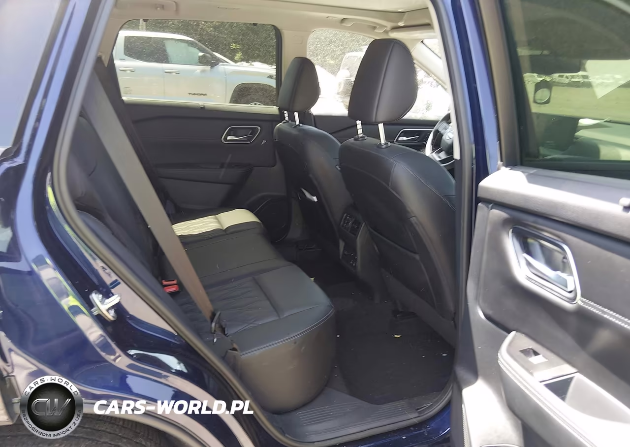 2026 Nissan Rogue Platinum VIN:JN8BT3DDXTW290543 - 8