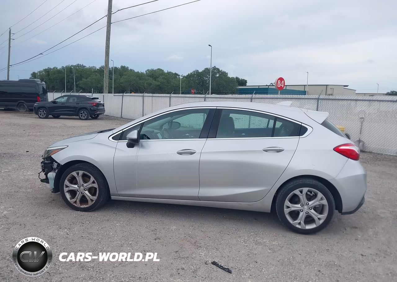 2018 Chevrolet Cruze Premier Auto VIN:3G1BF6SM2JS638859 - 14