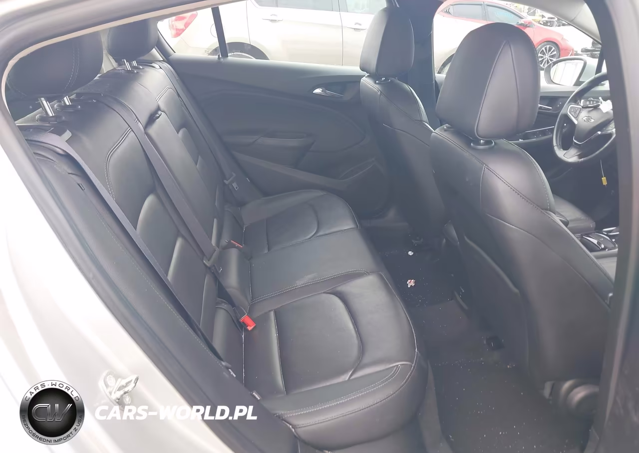 2018 Chevrolet Cruze Premier Auto VIN:3G1BF6SM2JS638859 - 8