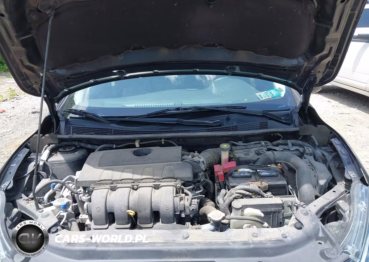 2018 Nissan Sentra S VIN:3N1AB7AP7JY255077 - 10