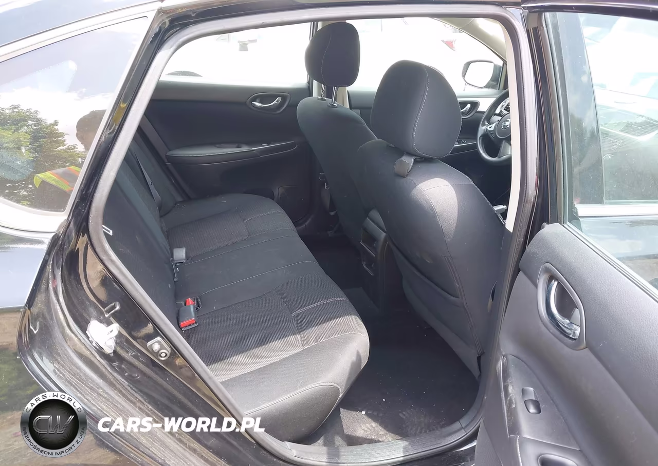 2018 Nissan Sentra S VIN:3N1AB7AP7JY255077 - 8