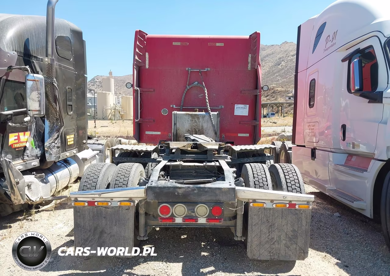 2014 Peterbilt 386 VIN:1XPHA49X2ED233612 - 18