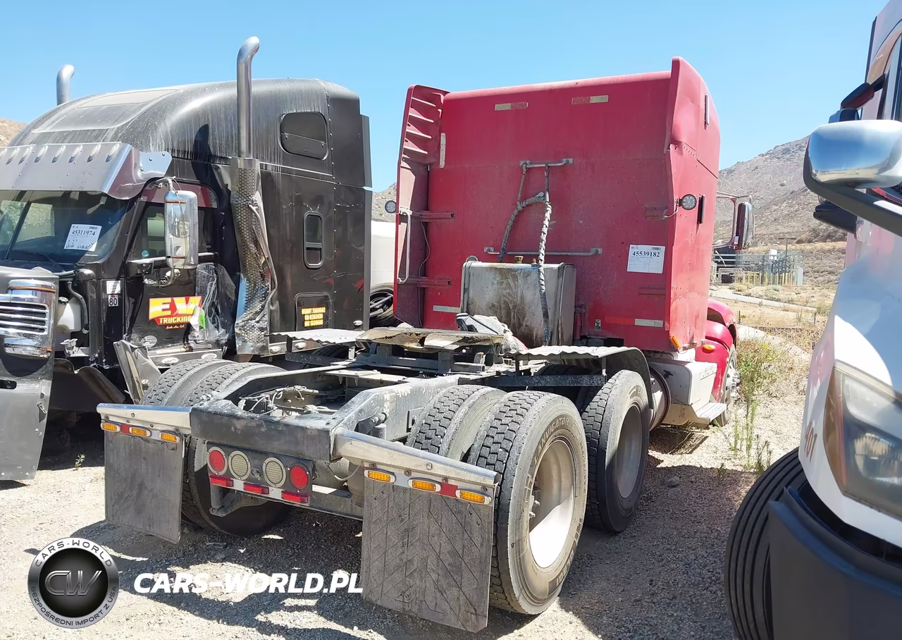 2014 Peterbilt 386 VIN:1XPHA49X2ED233612 - 4