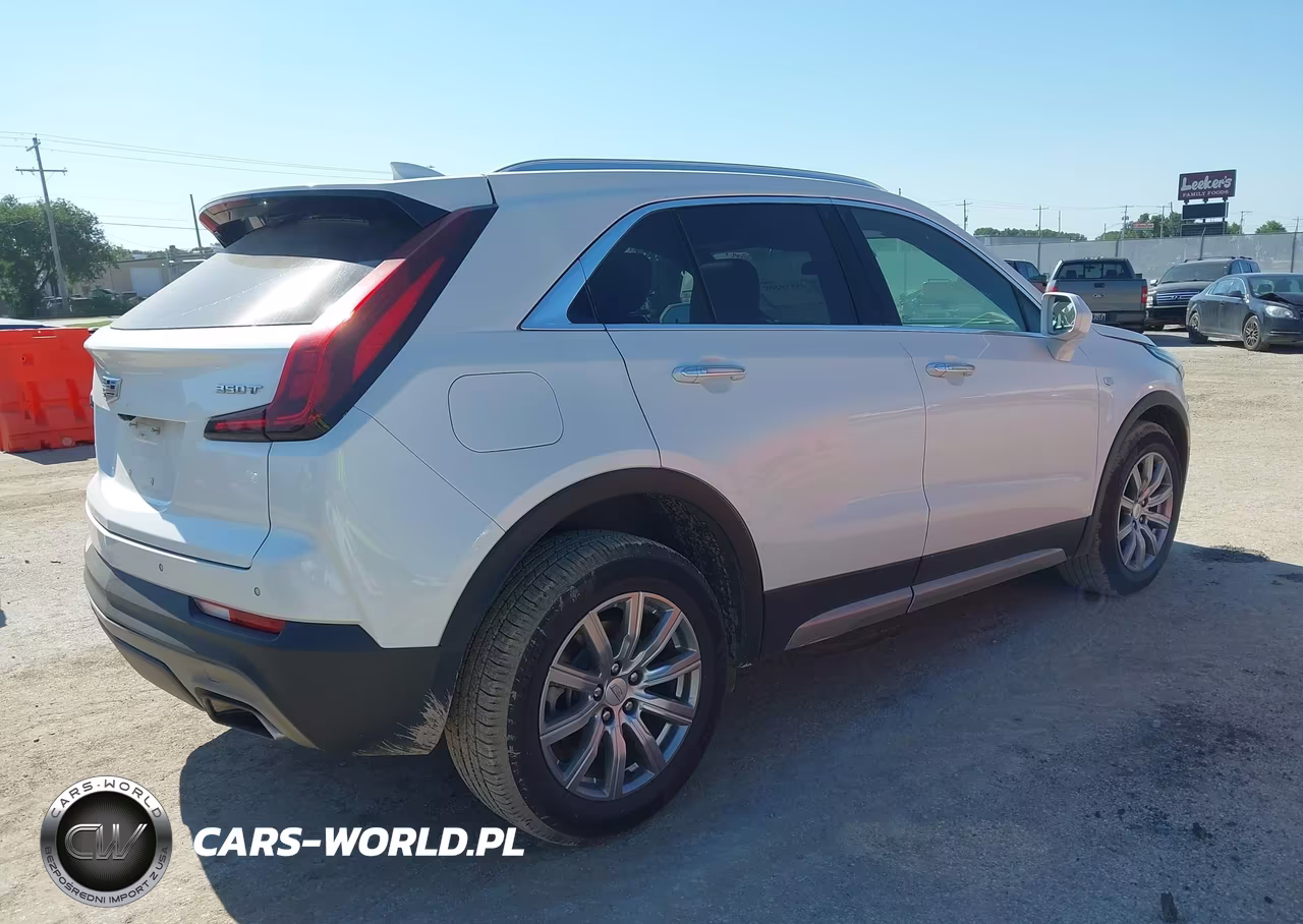 2020 Cadillac Xt4 Awd Premium Luxury VIN:1GYFZDR40LF074771 - 4