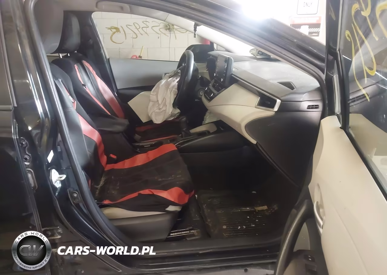 2020 Toyota Corolla L VIN:JTDDPRAE1LJ066261 - 5