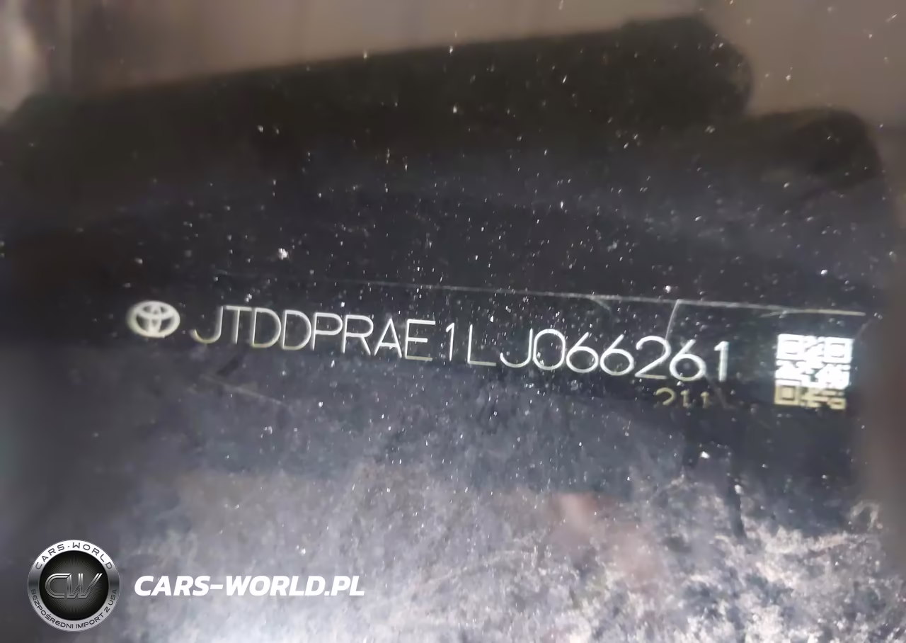 2020 Toyota Corolla L VIN:JTDDPRAE1LJ066261 - 9