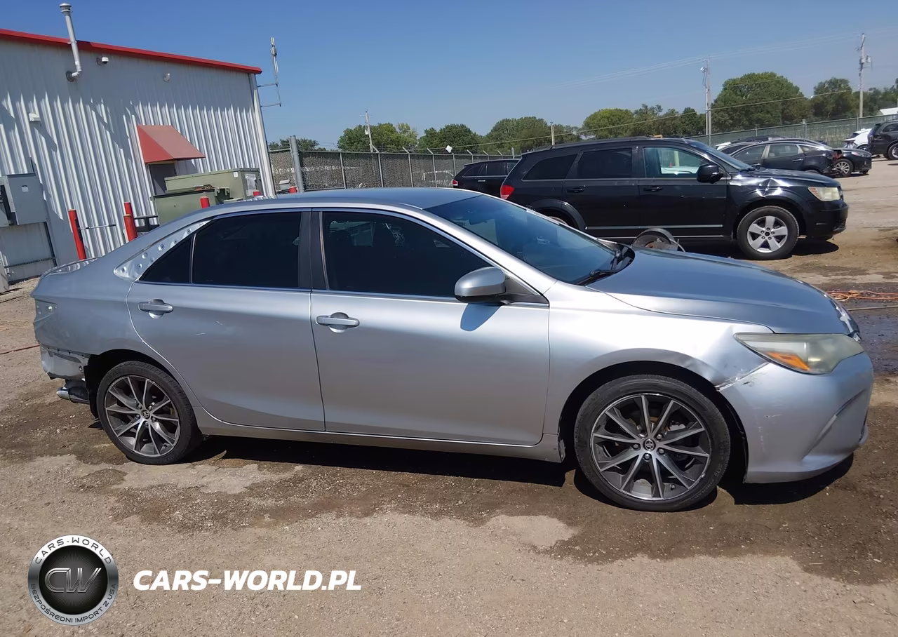 2015 Toyota Camry Xse VIN:4T1BF1FK2FU030345 - 13