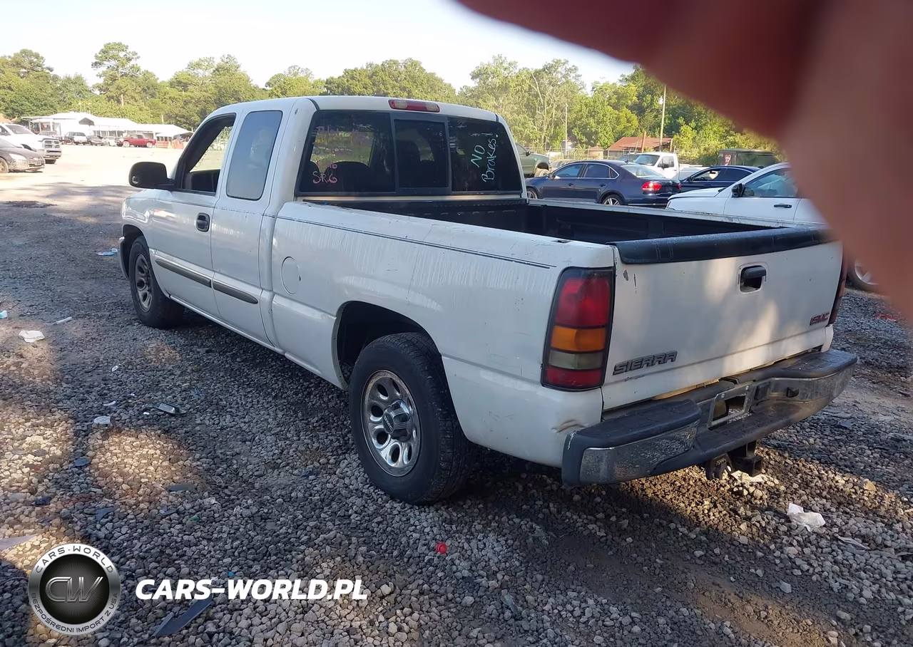 2005 GMC Sierra 1500 VIN:2GTEC19TX51321006 - 3
