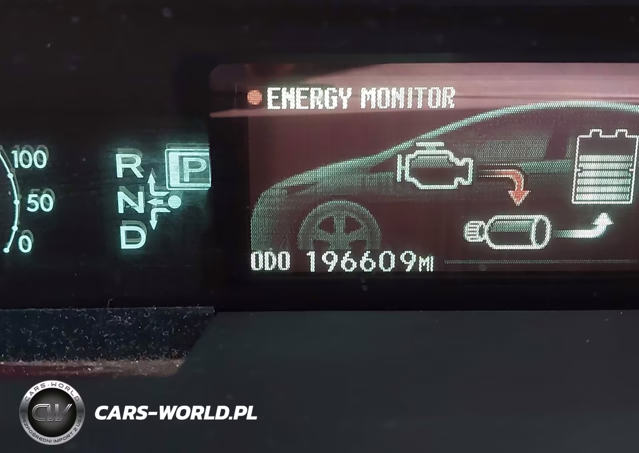 2013 Toyota Prius Two VIN:JTDKN3DU2D5569529 - 15