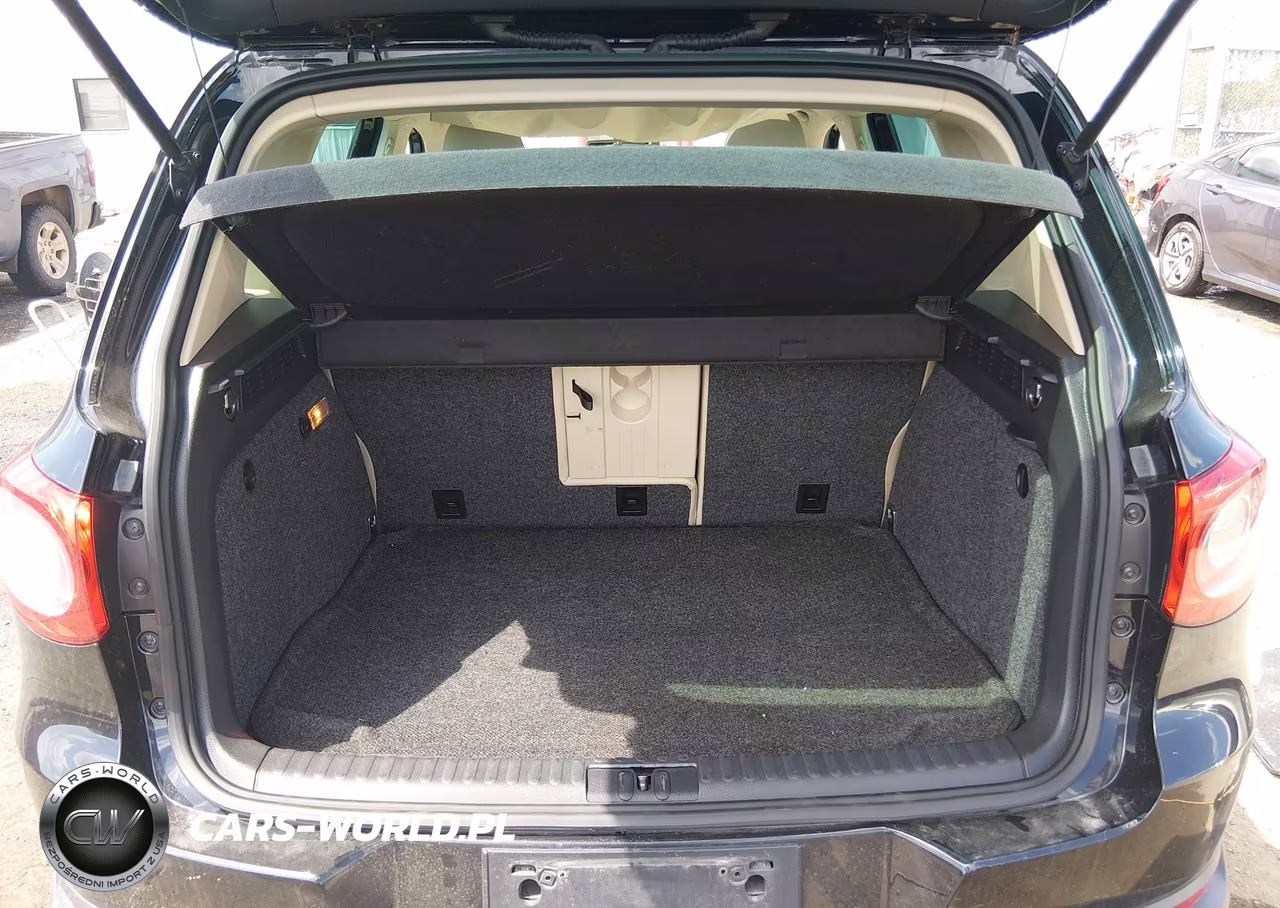 2011 Volkswagen Tiguan Sel VIN:WVGBV7AX2BW545322 - 16