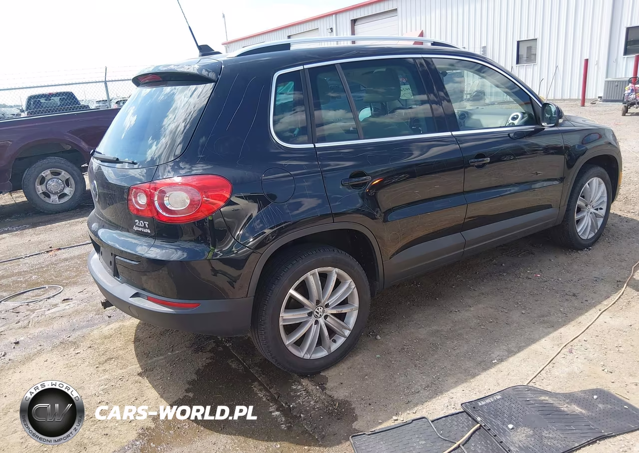 2011 Volkswagen Tiguan Sel VIN:WVGBV7AX2BW545322 - 4