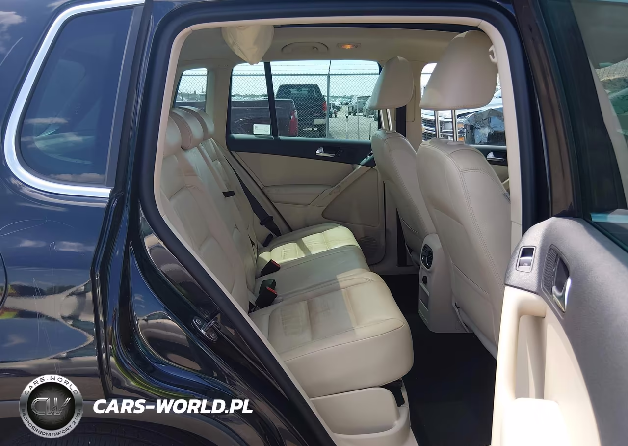 2011 Volkswagen Tiguan Sel VIN:WVGBV7AX2BW545322 - 8