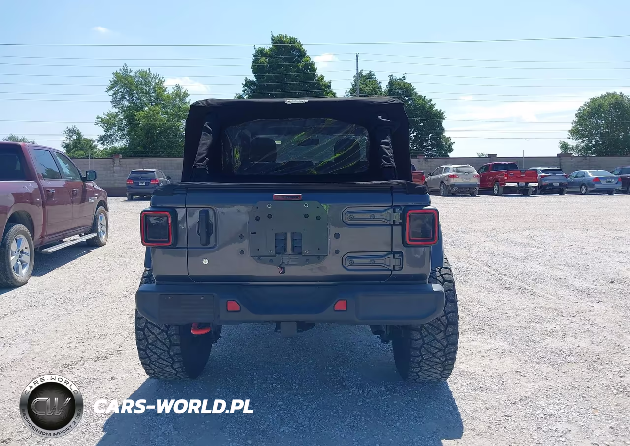 2018 Jeep Wrangler Unlimited Sahara VIN:1C4HJXEG6JW291777 - 17