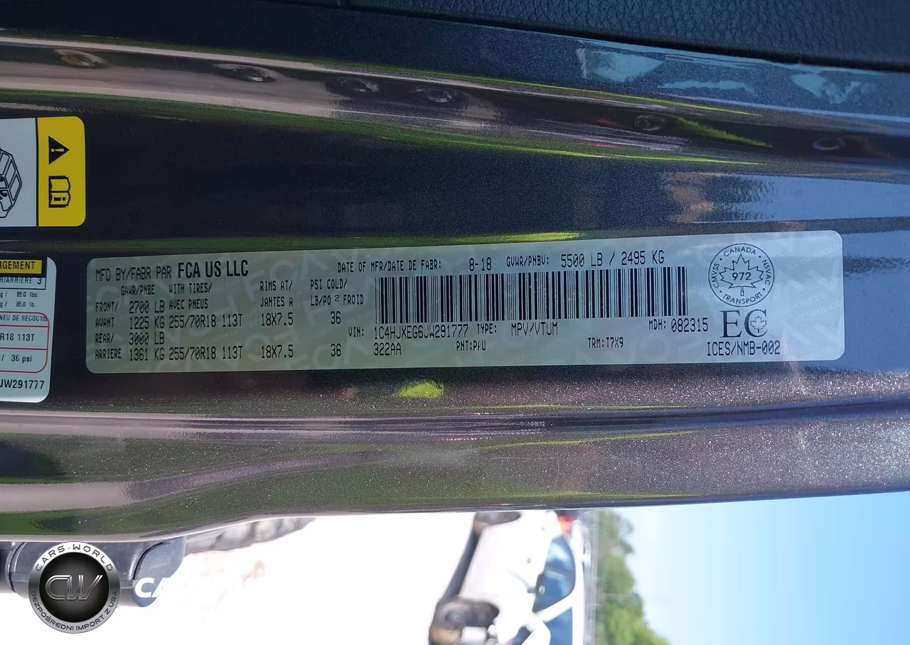 2018 Jeep Wrangler Unlimited Sahara VIN:1C4HJXEG6JW291777 - 9