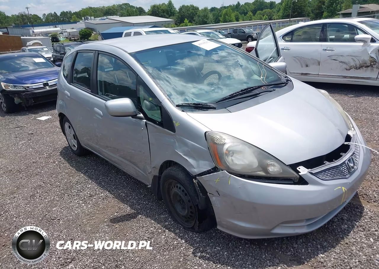 2013 Honda Fit VIN:JHMGE8H32DC036207 - 6