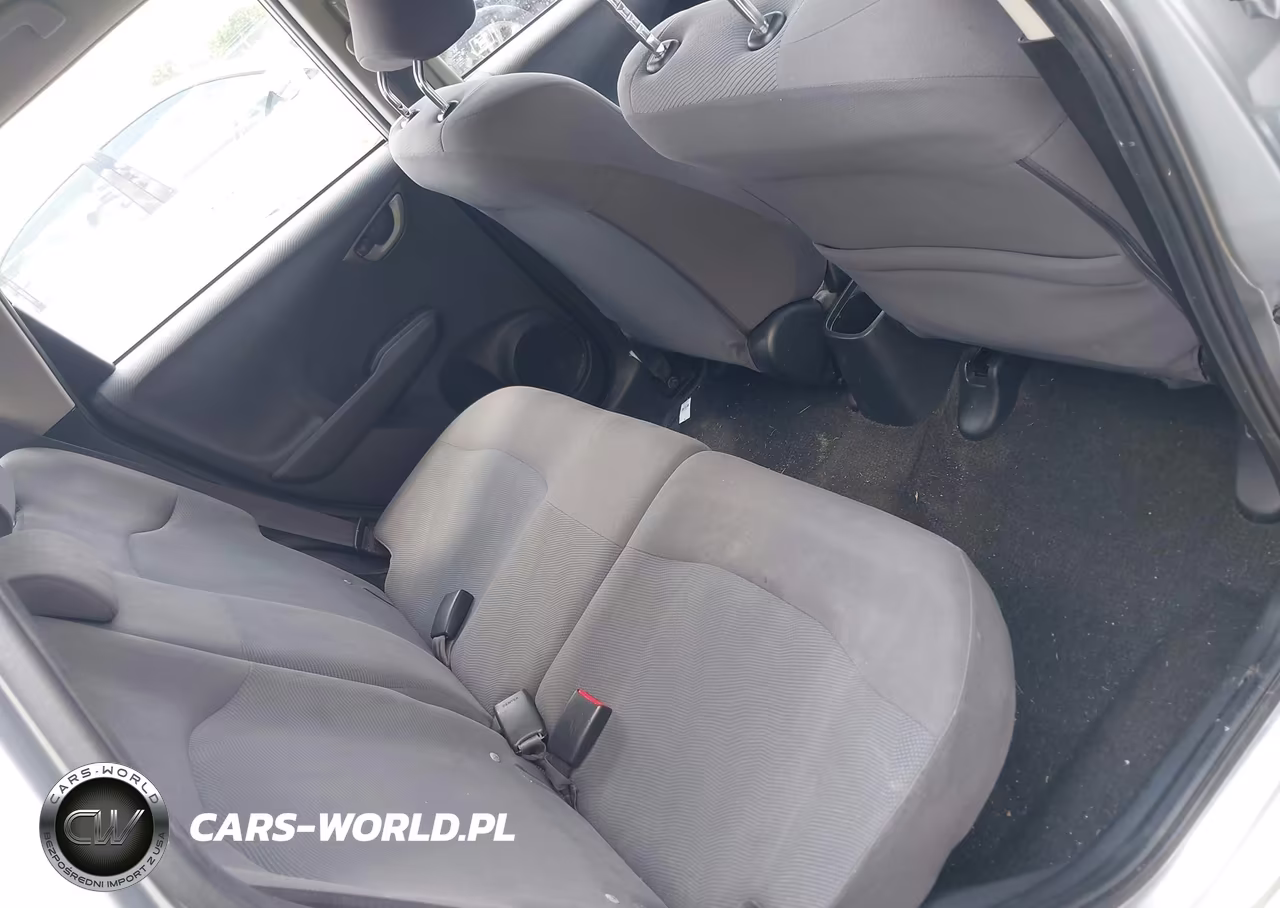 2013 Honda Fit VIN:JHMGE8H32DC036207 - 8