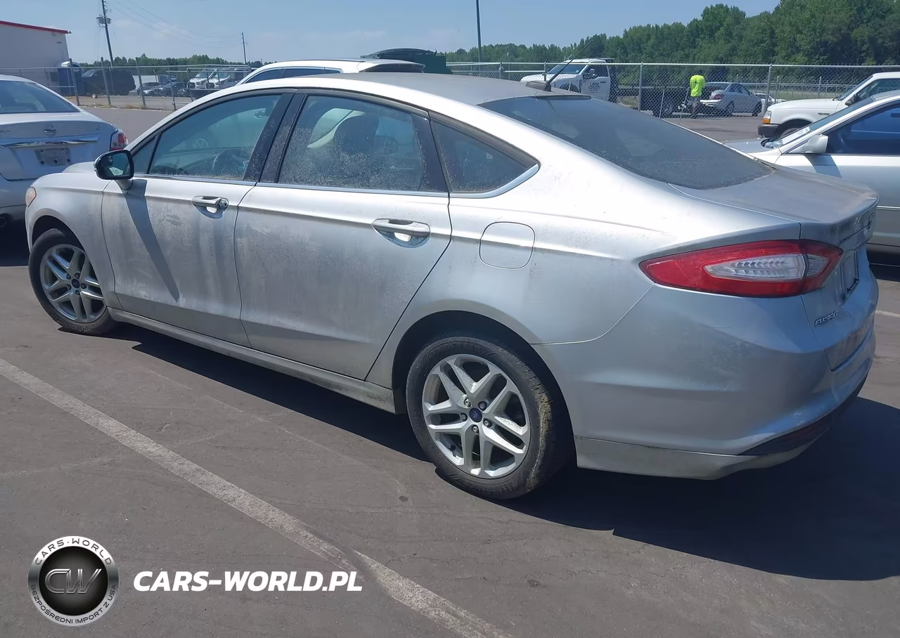 2014 Ford Fusion Se VIN:3FA6P0H71ER385704 - 3