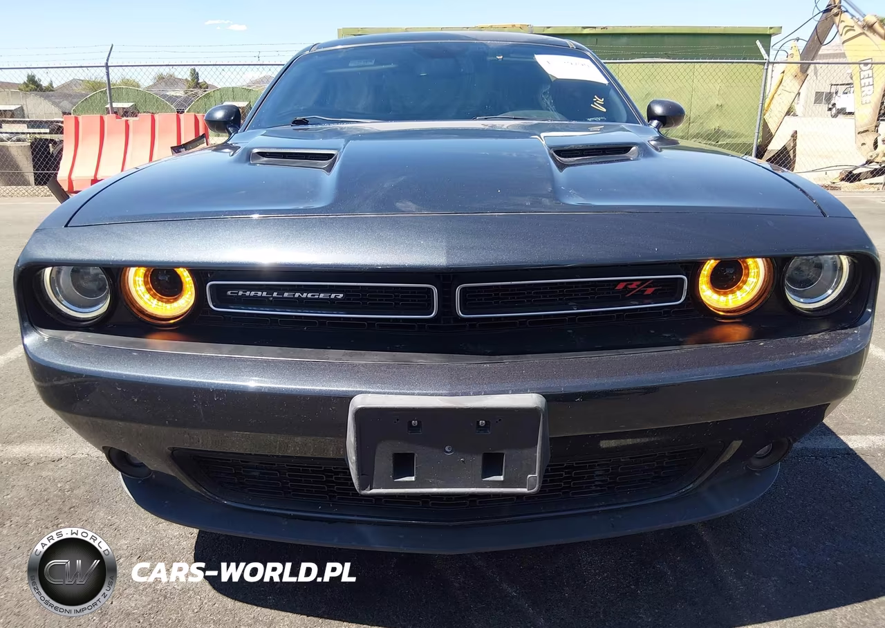2018 Dodge Challenger R-T Plus VIN:2C3CDZBT6JH241267 - 13