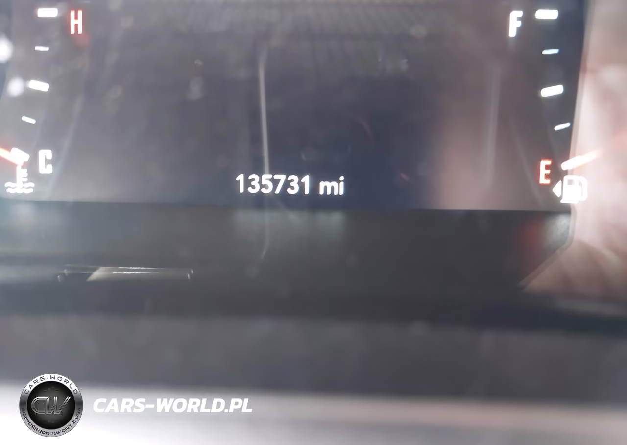 2018 Dodge Challenger R-T Plus VIN:2C3CDZBT6JH241267 - 16