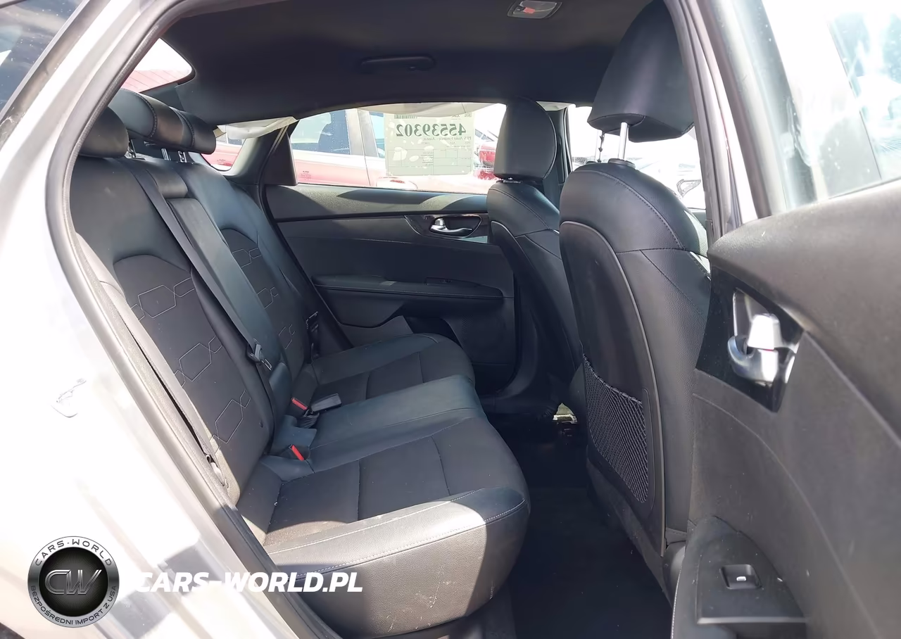 2023 Kia Forte Gt-Line VIN:3KPF54AD8PE620309 - 8