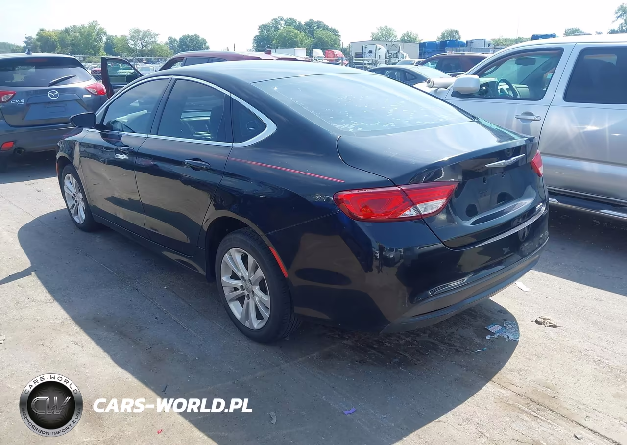 2016 Chrysler 200 Touring VIN:1C3CCCFB2GN185863 - 3