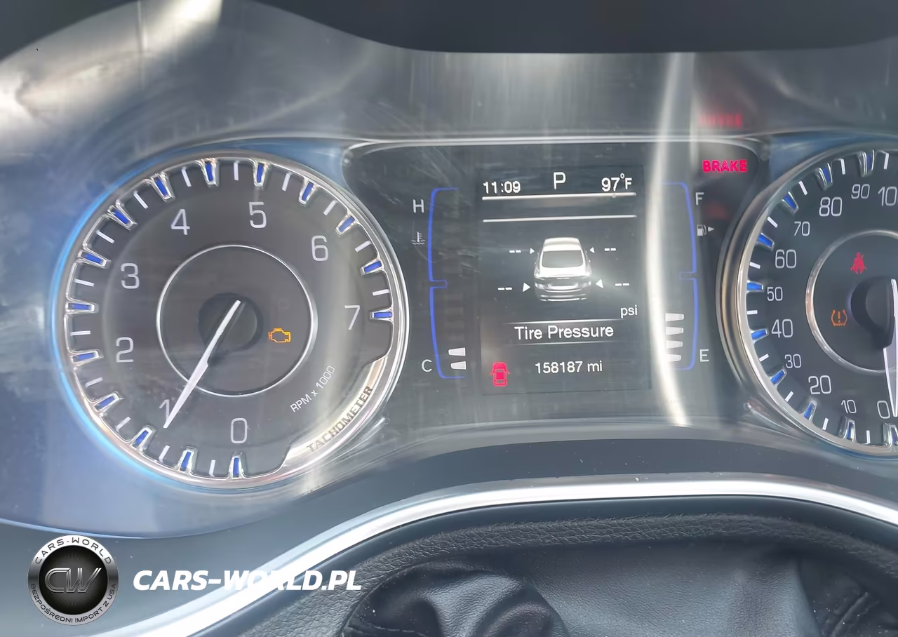 2016 Chrysler 200 Touring VIN:1C3CCCFB2GN185863 - 7