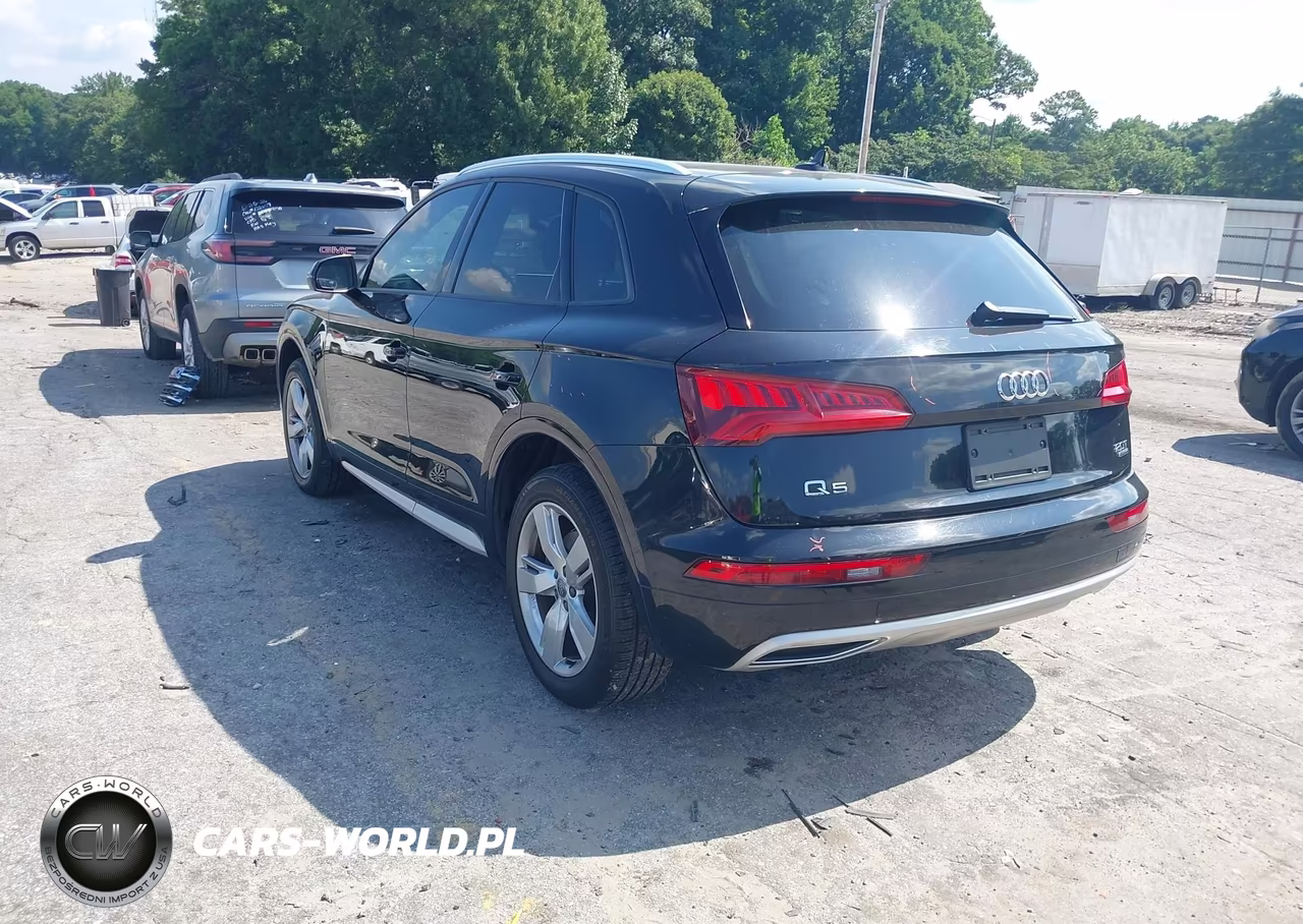 2018 Audi Q5 2.0T Premium VIN:WA1ANAFY8J2205235 - 3