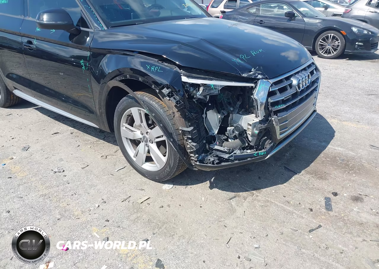 2018 Audi Q5 2.0T Premium VIN:WA1ANAFY8J2205235 - 6