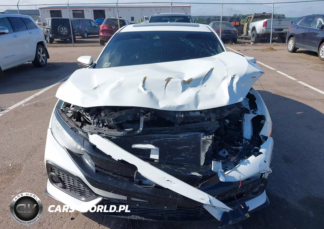 2017 Honda Civic Sport Touring VIN:SHHFK7H91HU231744 - 12
