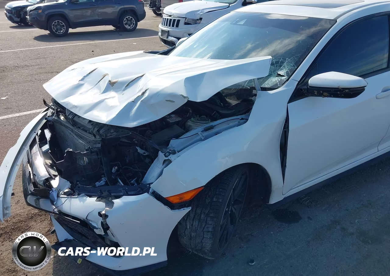 2017 Honda Civic Sport Touring VIN:SHHFK7H91HU231744 - 6