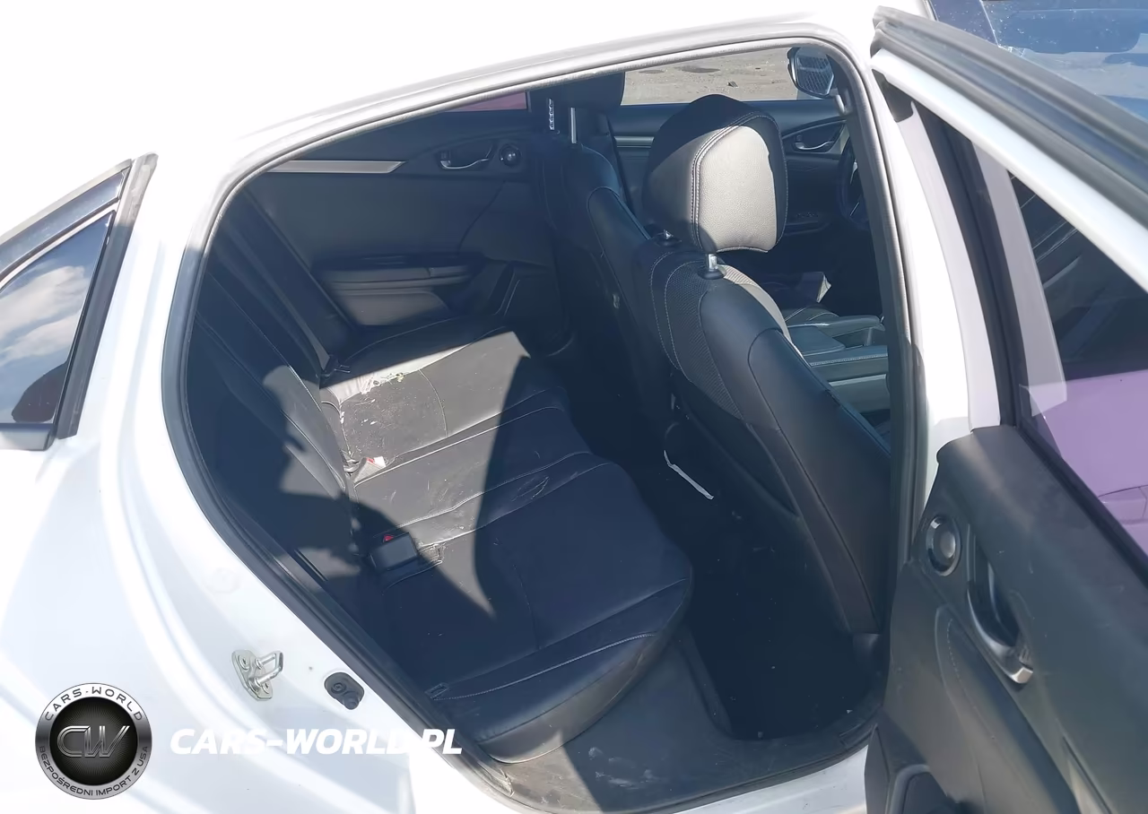 2017 Honda Civic Sport Touring VIN:SHHFK7H91HU231744 - 8