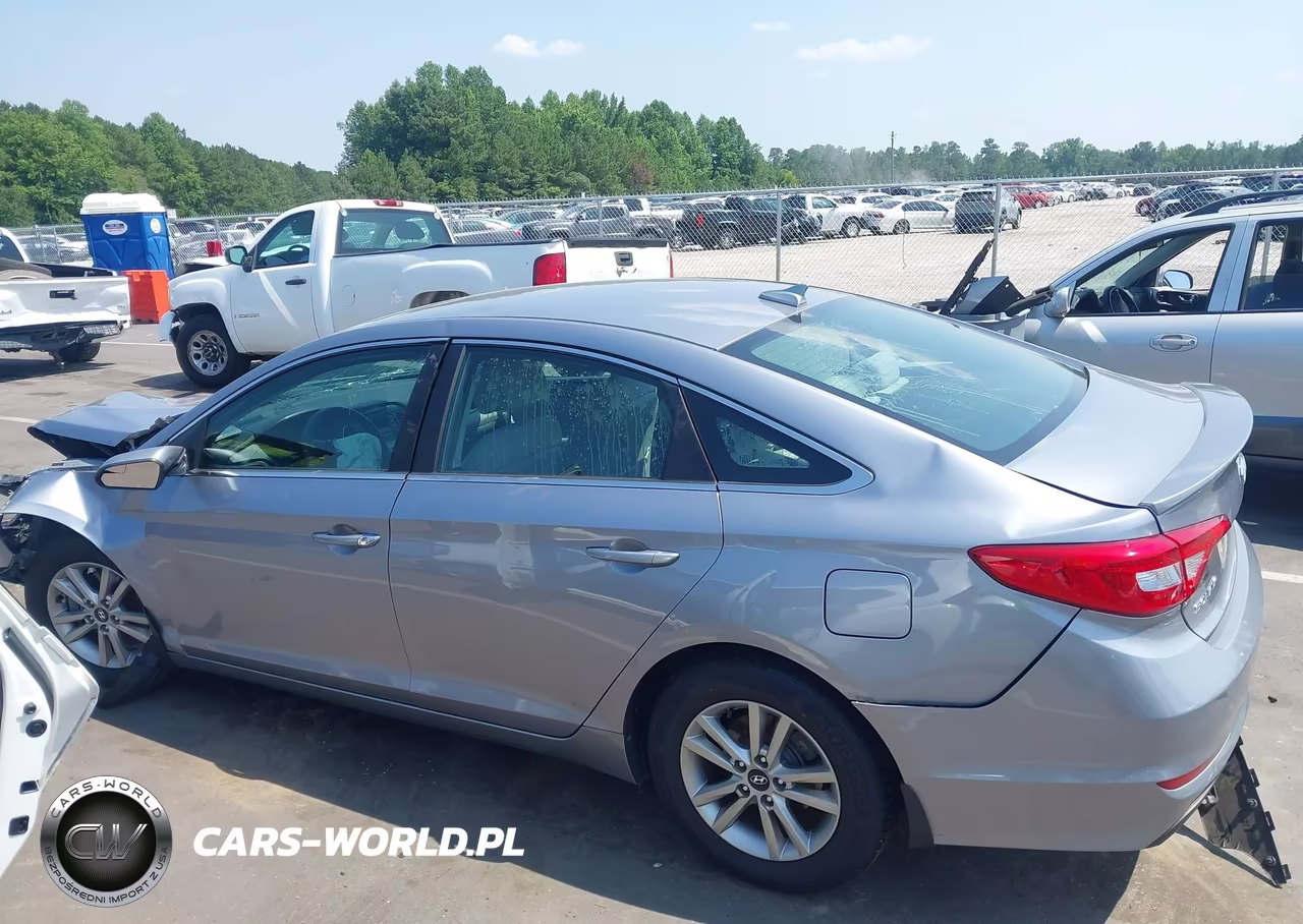 2015 Hyundai Sonata Se VIN:5NPE24AF6FH137336 - 15
