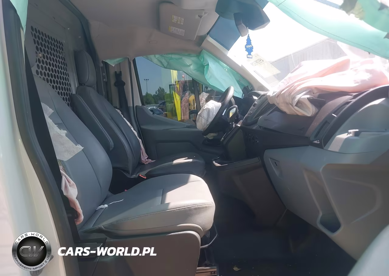 2019 Ford Transit-250 VIN:1FTYR1ZMXKKB63735 - 5