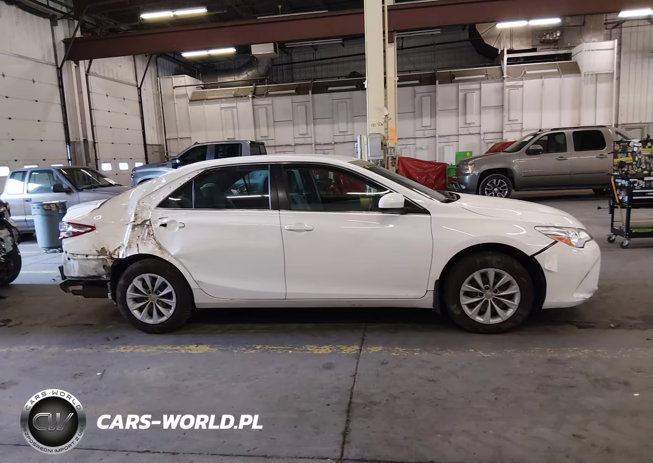 2016 Toyota Camry Le VIN:4T4BF1FK3GR528349 - 14