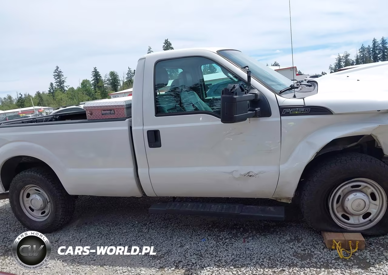 2015 Ford F-250 Xl-Xlt VIN:1FTBF2A65FEA14400 - 13