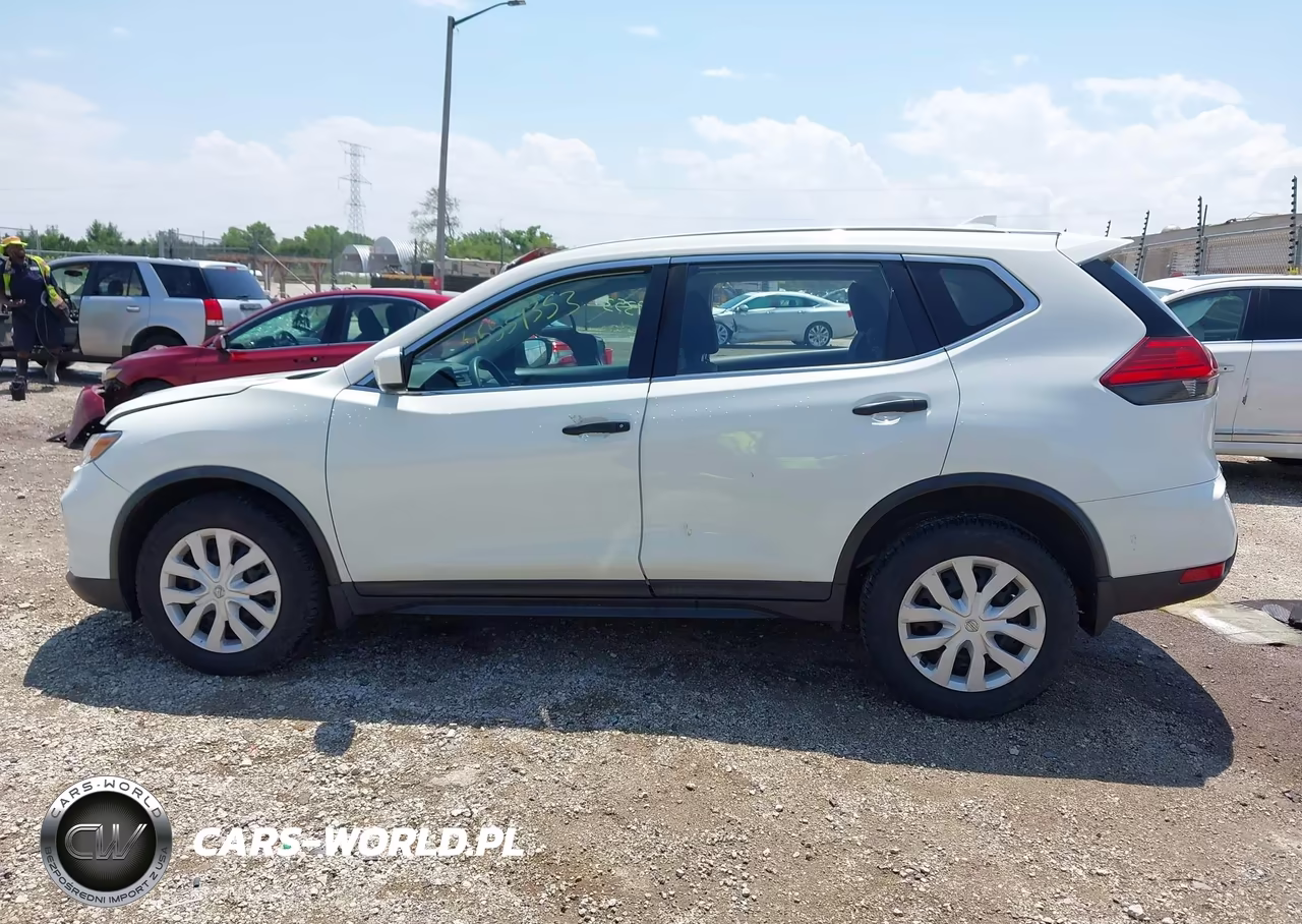 2017 Nissan Rogue S VIN:JN8AT2MV3HW004327 - 14