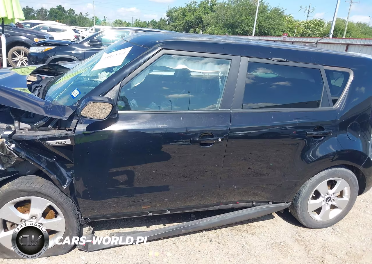 2018 Kia Soul VIN:KNDJN2A20J7543133 - 14