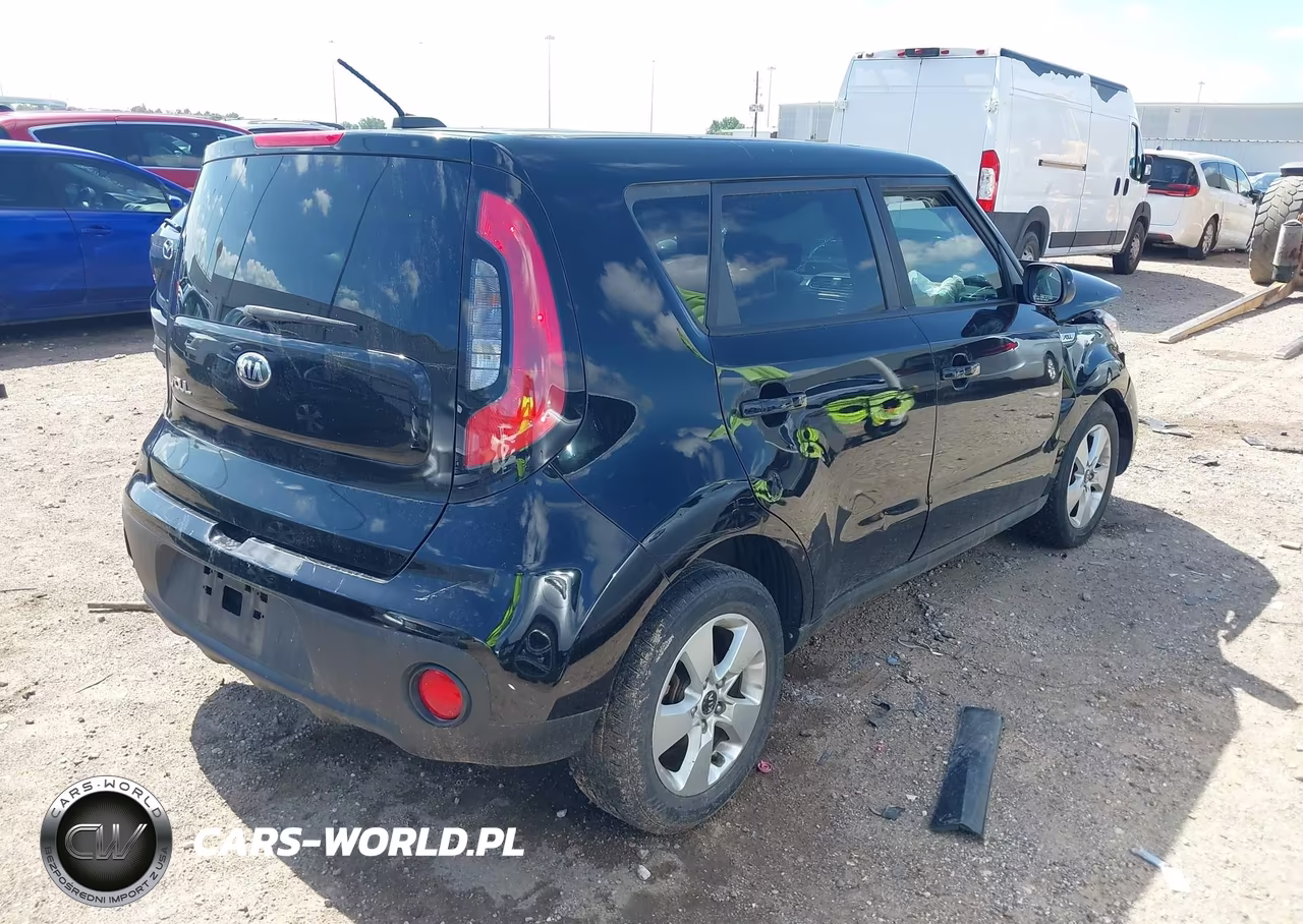 2018 Kia Soul VIN:KNDJN2A20J7543133 - 4