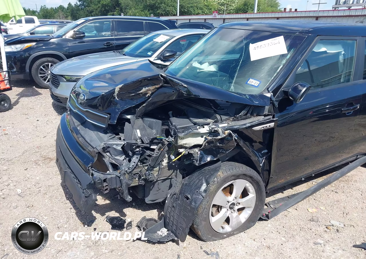 2018 Kia Soul VIN:KNDJN2A20J7543133 - 6