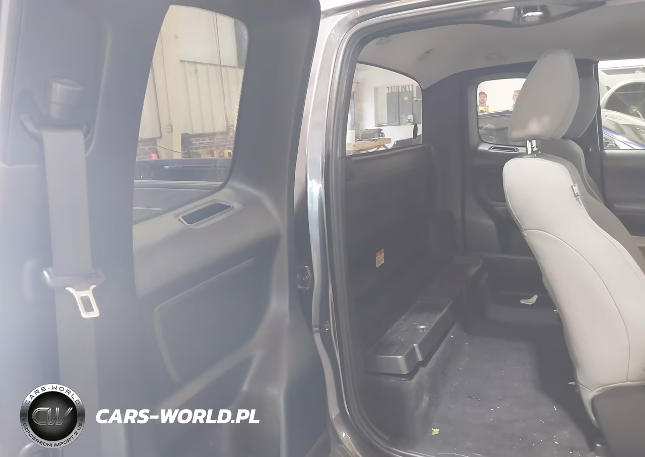 2019 Toyota Tacoma Sr VIN:5TFRX5GN5KX156692 - 8