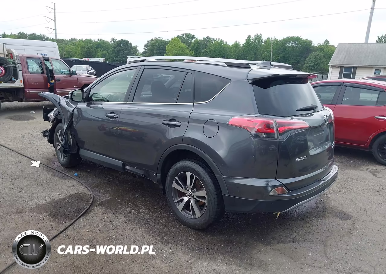 2017 Toyota Rav4 Xle VIN:JTMRFREV7HJ701879 - 3