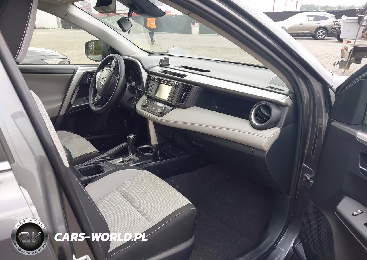 2017 Toyota Rav4 Xle VIN:JTMRFREV7HJ701879 - 5