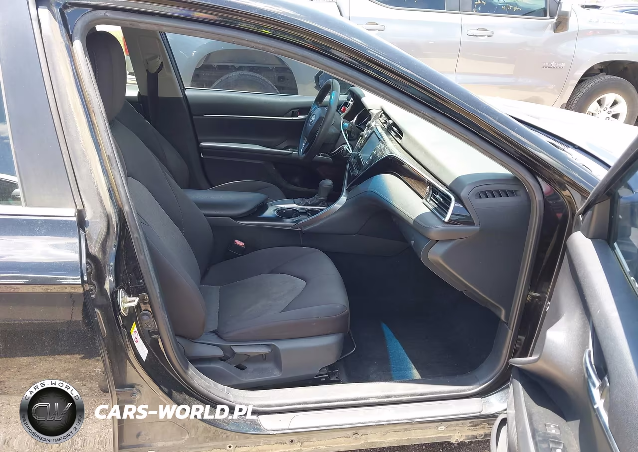 2018 Toyota Camry Le VIN:4T1B11HK7JU122720 - 5