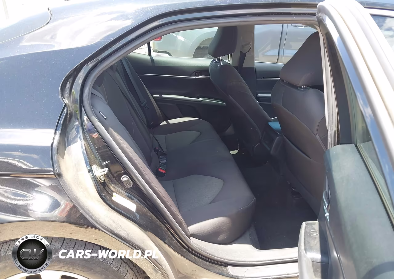 2018 Toyota Camry Le VIN:4T1B11HK7JU122720 - 8