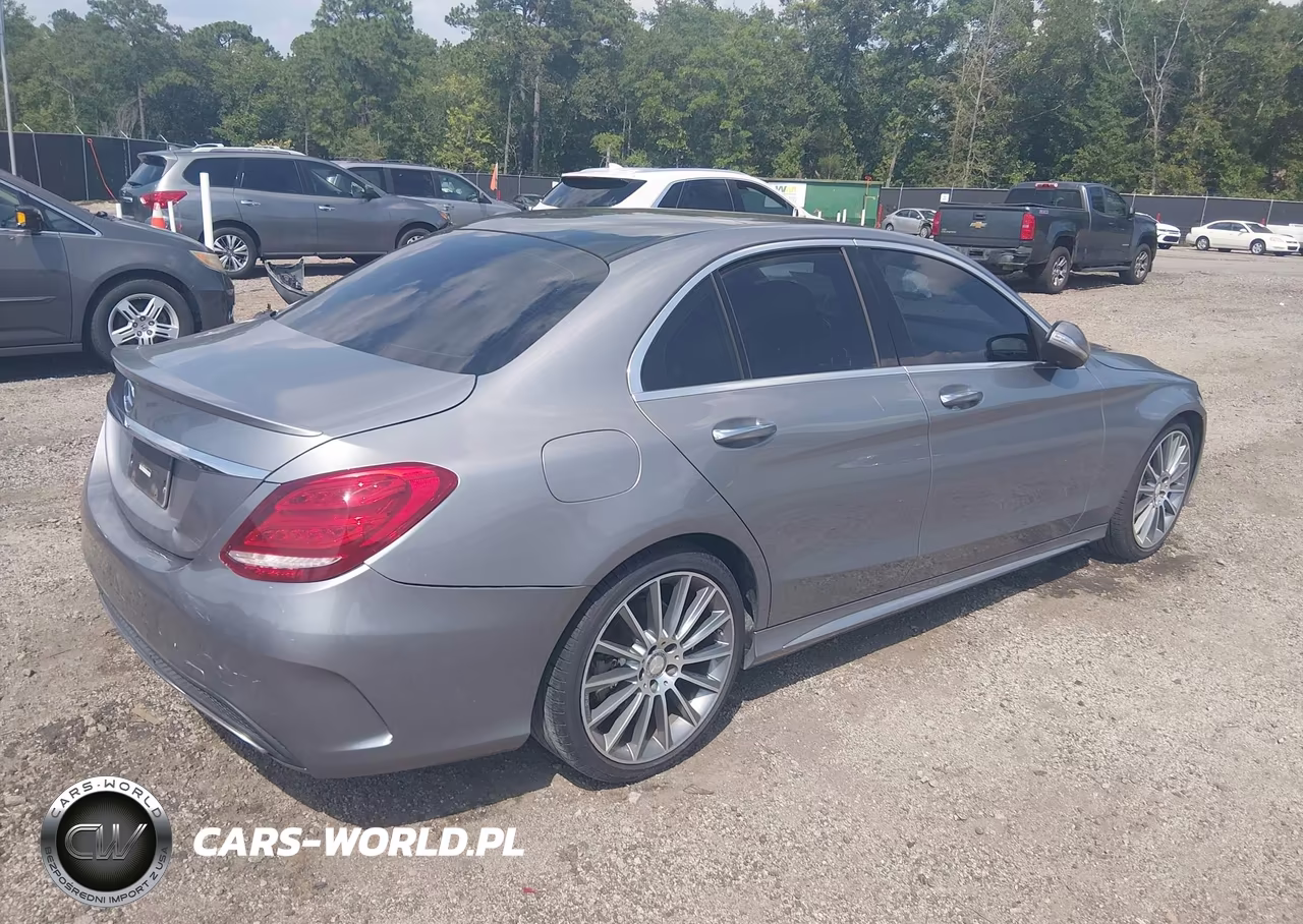 2015 Mercedes-Benz C 300 Sport VIN:55SWF4JB8FU094153 - 4