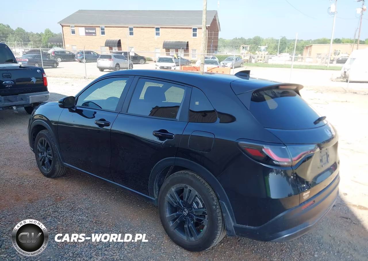 2026 Honda Hr-V Awd Sport VIN:3CZRZ2H55TM748831 - 3