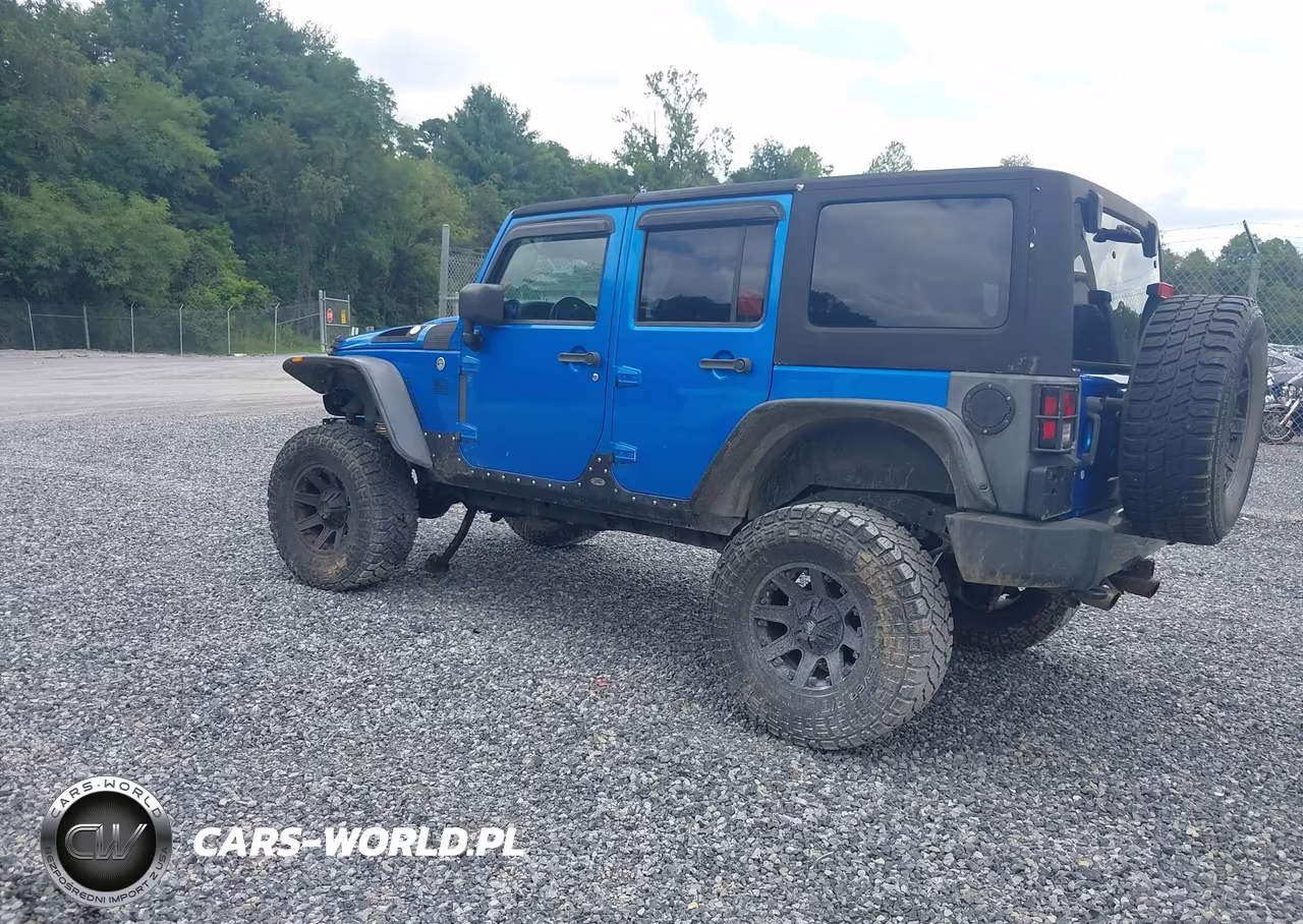 2014 Jeep Wrangler Unlimited Freedom Edition VIN:1C4BJWDG5EL202774 - 3