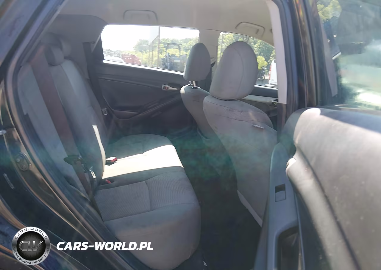 2010 Toyota Matrix VIN:2T1KU4EEXAC351742 - 8